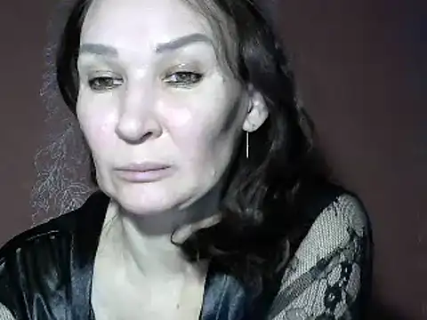 PrettyAndWild online show from December 23, 2024, 5:22 pm