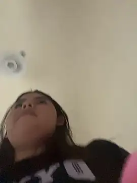 Snapshot of Lia_sexx chatting on October 16, 2025, 7:04 pm Lia sexx online show from October 16, 2025, 7:04 pm