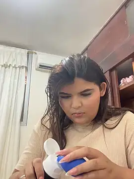 Snapshot of Lia_sexx chatting on October 28, 2025, 7:16 pm Lia sexx online show from October 28, 2025, 7:16 pm