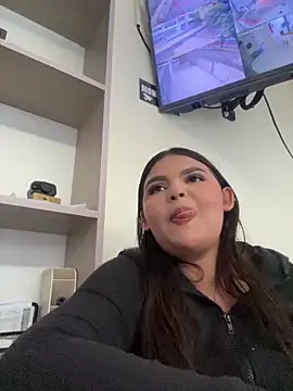 Snapshot of Lia_sexx chatting on November 22, 2025, 7:24 pm Lia sexx online show from November 22, 2025, 7:24 pm