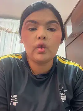 Snapshot of Lia_sexx chatting on February 11, 2026, 6:35 pm Lia sexx online show from February 11, 2026, 6:35 pm