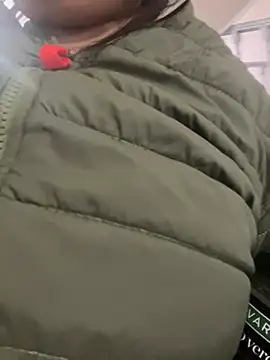 Snapshot of Lia_sexx chatting on February 20, 2026, 12:05 pm Lia sexx online show from February 20, 2026, 12:05 pm