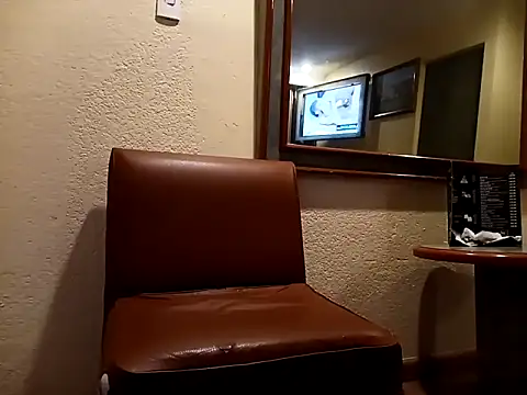 Snapshot of Latinopervs chatting on February 12, 2025, 11:40 am Latinopervs online show from February 12, 2025, 11:40 am