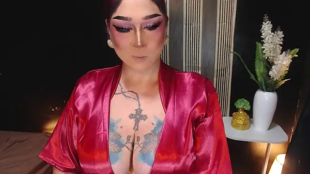 Transdomts4u online show from April 25, 2026, 1:41 pm