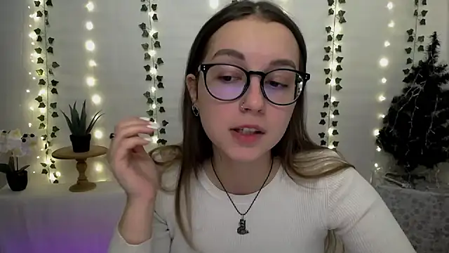 SweetPrincess  online show from December 11, 2024, 6:58 am