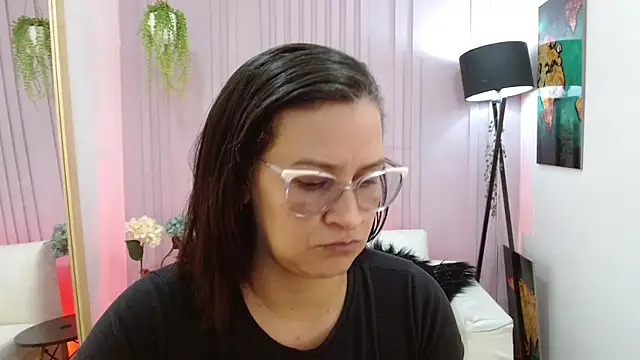 Britney taylor  online show from January 11, 2025, 6:12 pm