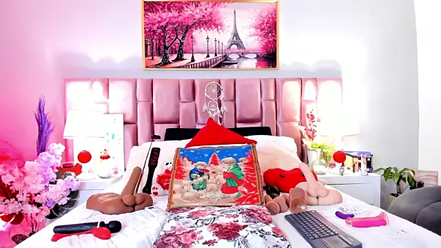 Anaa Bellaa online show from December 20, 2025, 2:24 pm