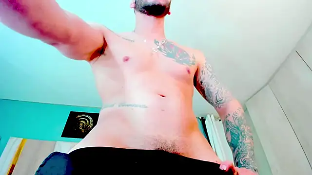 hottstuffx69 online show from November 9, 2025, 2:54 am