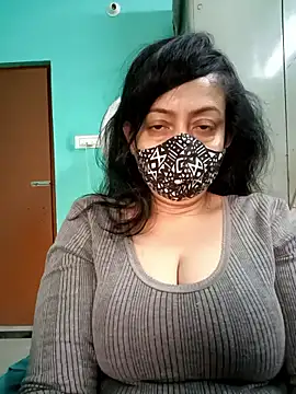 Snapshot of love_suman chatting on January 18, 2026, 1:09 am love suman online show from January 18, 2026, 1:09 am