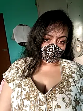 Snapshot of love_suman chatting on February 5, 2026, 1:43 am love suman online show from February 5, 2026, 1:43 am