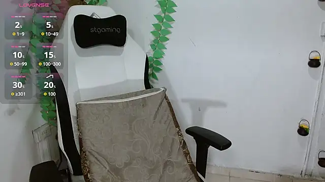 Snapshot of bety-cum2 chatting on April 2, 2026, 11:52 am bety-cum2 online show from April 2, 2026, 11:52 am