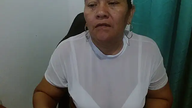 katia mature online show from January 6, 2025, 4:04 am