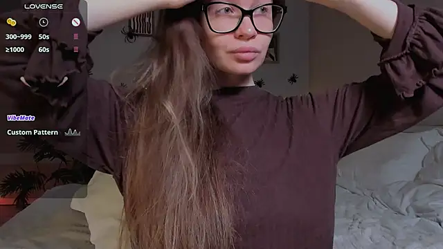 Virtual Girll online show from October 25, 2025, 4:46 pm