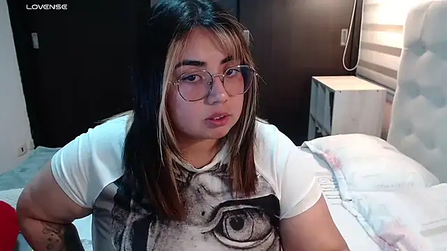yini angel online show from July 7, 2026, 6:47 am