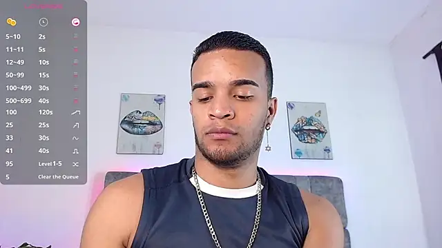 Bigcock 21cm  online show from December 11, 2024, 7:57 pm