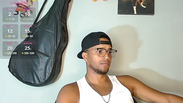 Bigcock 21cm  online show from November 24, 2025, 7:13 pm