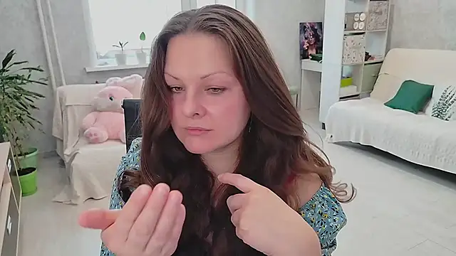 Marla Singerrr online show from October 29, 2025, 6:04 am