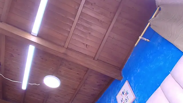 Snapshot of leon_gaby chatting on March 19, 2025, 1:32 am leon gaby online show from March 19, 2025, 1:32 am