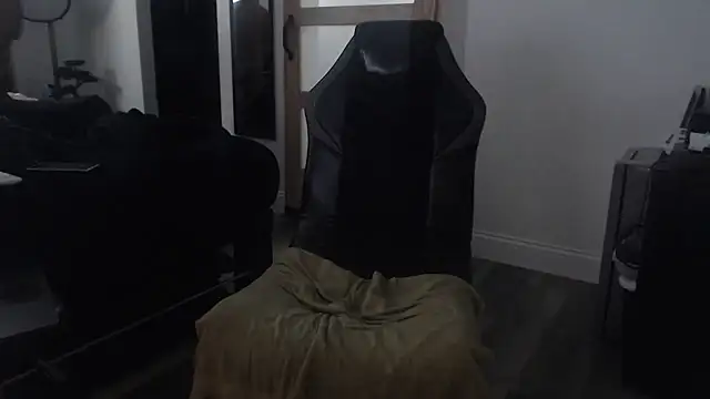 Snapshot of inc25cb@xh chatting on September 12, 2025, 8:31 pm inc25cbxh online show from September 12, 2025, 8:31 pm