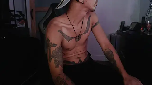 Snapshot of inc25cb@xh chatting on October 25, 2025, 4:53 am inc25cbxh online show from October 25, 2025, 4:53 am