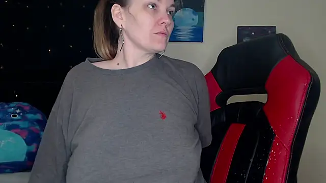 ToxicLilly online show from December 10, 2024, 8:40 am