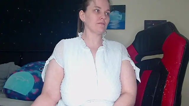 ToxicLilly online show from December 31, 2024, 11:53 am