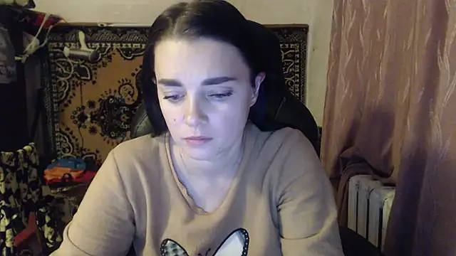 AlisaLaDiva online show from December 3, 2024, 9:45 pm