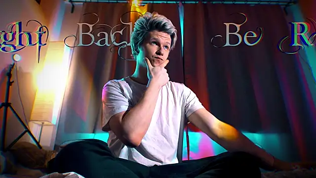 Breston Sweet online show from February 13, 2026, 10:33 am