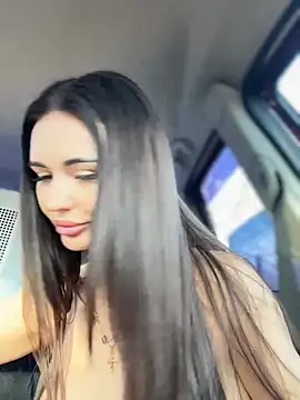 Snapshot of PrincessaHill_ chatting on January 15, 2025, 11:43 am PrincessaHill online show from January 15, 2025, 11:43 am