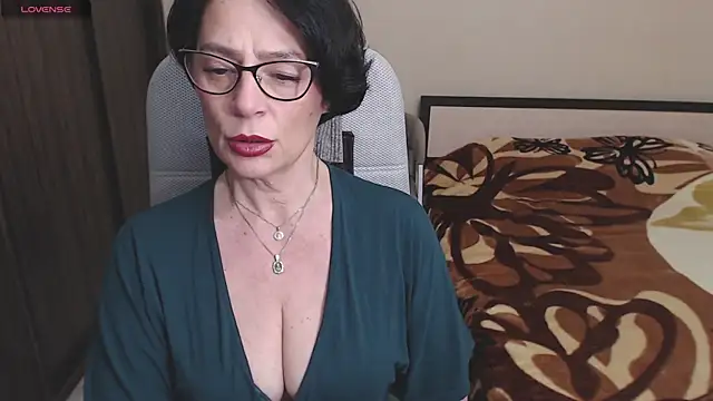 BelovedLady online show from February 15, 2025, 4:01 pm