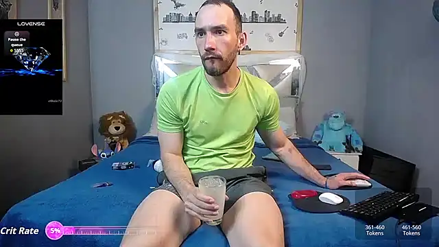 Snapshot of Danny_hot_fun chatting on October 4, 2025, 4:43 am Danny hot fun online show from October 4, 2025, 4:43 am