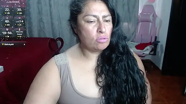 Keyla01  online show from February 6, 2025, 10:10 pm