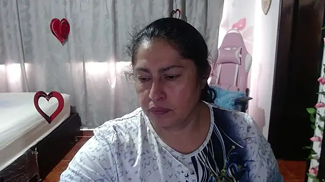 Keyla01  online show from February 12, 2025, 4:22 pm