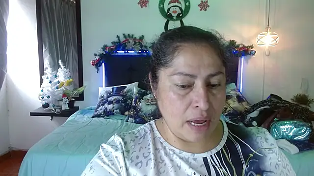 Keyla01  online show from December 1, 2025, 6:13 pm