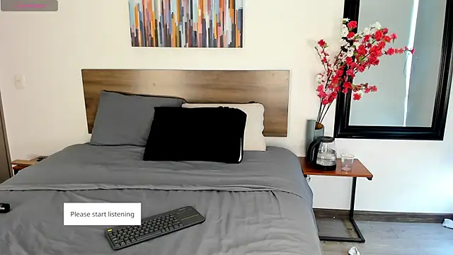 Ginebraa Saenz online show from December 9, 2024, 2:17 pm