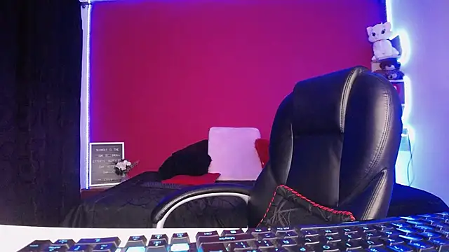 lulubigtitts1 online show from December 17, 2024, 4:23 am