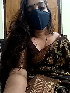 Snapshot of yoursana- chatting on January 15, 2025, 3:39 pm yoursana- online show from January 15, 2025, 3:39 pm