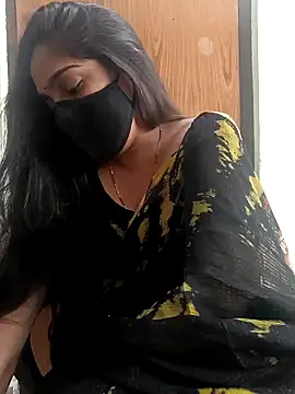 Snapshot of yoursana- chatting on February 4, 2025, 5:31 am yoursana- online show from February 4, 2025, 5:31 am