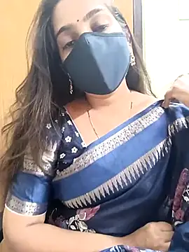 Snapshot of yoursana- chatting on March 1, 2025, 4:54 pm yoursana- online show from March 1, 2025, 4:54 pm