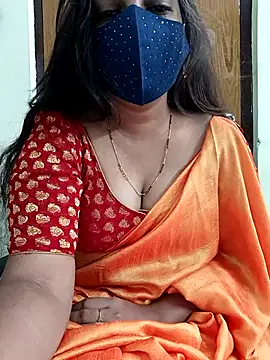 Snapshot of yoursana- chatting on September 14, 2025, 2:33 am yoursana- online show from September 14, 2025, 2:33 am