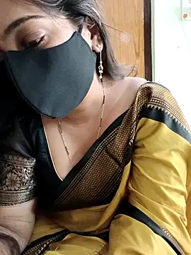 Snapshot of yoursana- chatting on October 16, 2025, 4:46 am yoursana- online show from October 16, 2025, 4:46 am