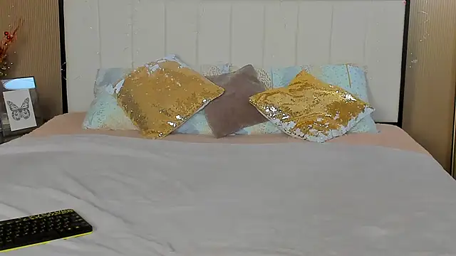 mailymilf online show from November 26, 2025, 2:40 pm