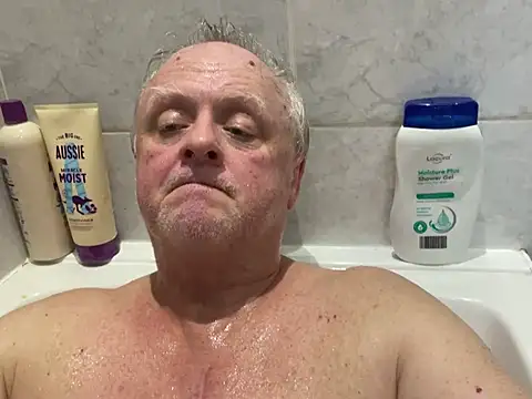 bigbadjon69 online show from February 17, 2025, 3:31 pm