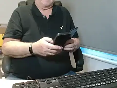 bigbadjon69 online show from November 27, 2025, 3:25 pm