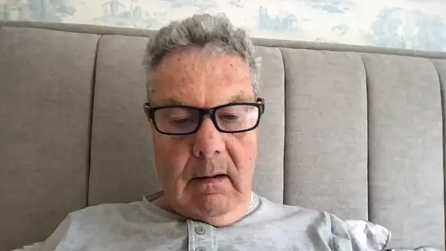 Snapshot of Oldpistolpete chatting on April 28, 2026, 8:52 am Oldpistolpete online show from April 28, 2026, 8:52 am