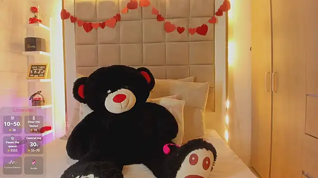 Snapshot of Victoria_adaams chatting on February 18, 2026, 1:51 pm Victoria adaams online show from February 18, 2026, 1:51 pm