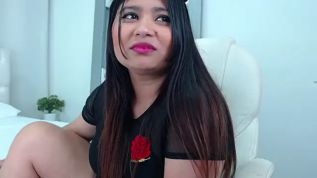 Snapshot of annylouis chatting on February 18, 2025, 4:48 am annylouis online show from February 18, 2025, 4:48 am