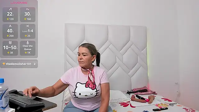 Mature Hard online show from September 30, 2025, 9:20 pm