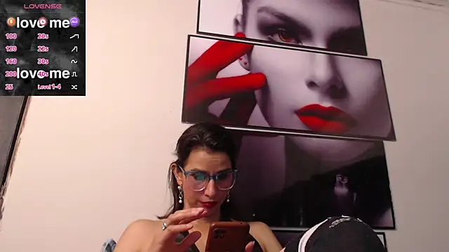 Eva-Williams online show from January 28, 2025, 9:29 pm