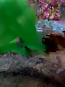 Snapshot of Swift2006 chatting on September 28, 2025, 9:09 pm Swift2006 online show from September 28, 2025, 9:09 pm